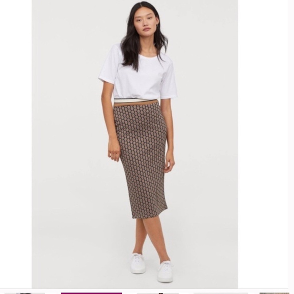 H&M Brown Geometric Pencil Skirt